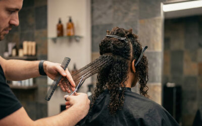 Comment faire un carré long sur cheveux bouclés ou frisés ?