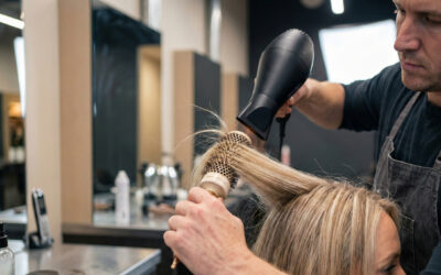 Comment faire tenir un brushing sur cheveux fins ?
